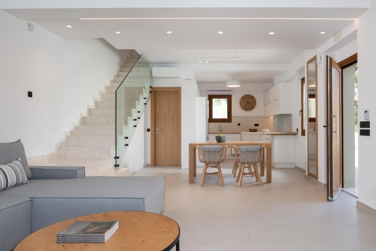 De Light Boutique Villas I II & III - Close To Rethymno, By Thinkvilla Ατσιπόπουλο Εξωτερικό φωτογραφία