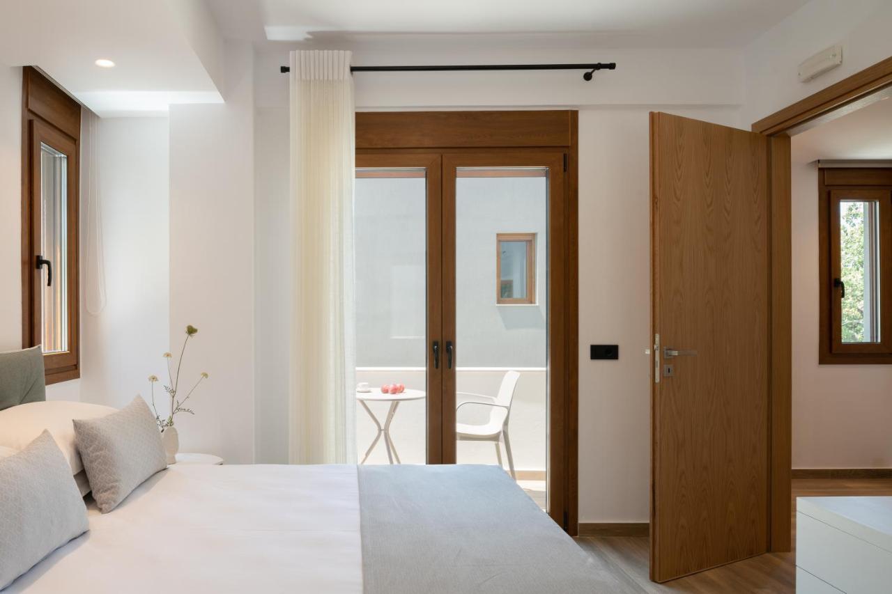 De Light Boutique Villas I II & III - Close To Rethymno, By Thinkvilla Ατσιπόπουλο Εξωτερικό φωτογραφία