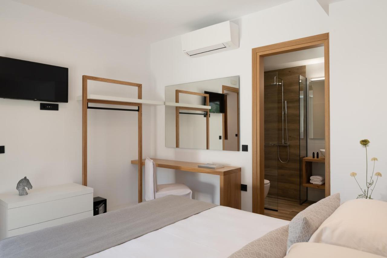 De Light Boutique Villas I II & III - Close To Rethymno, By Thinkvilla Ατσιπόπουλο Εξωτερικό φωτογραφία