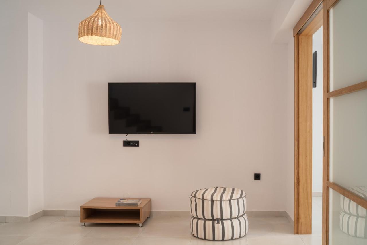 De Light Boutique Villas I II & III - Close To Rethymno, By Thinkvilla Ατσιπόπουλο Εξωτερικό φωτογραφία